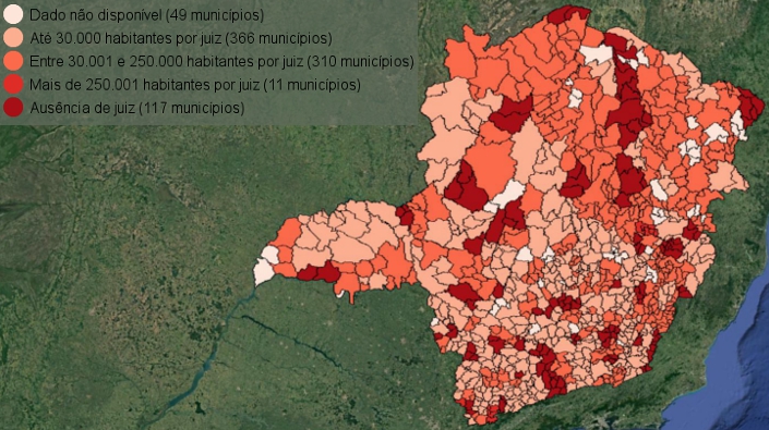 Mapa do Estado de Minas Gerais com municípios classificados segundo o número de habitantes por Juiz na Comarca em 2014